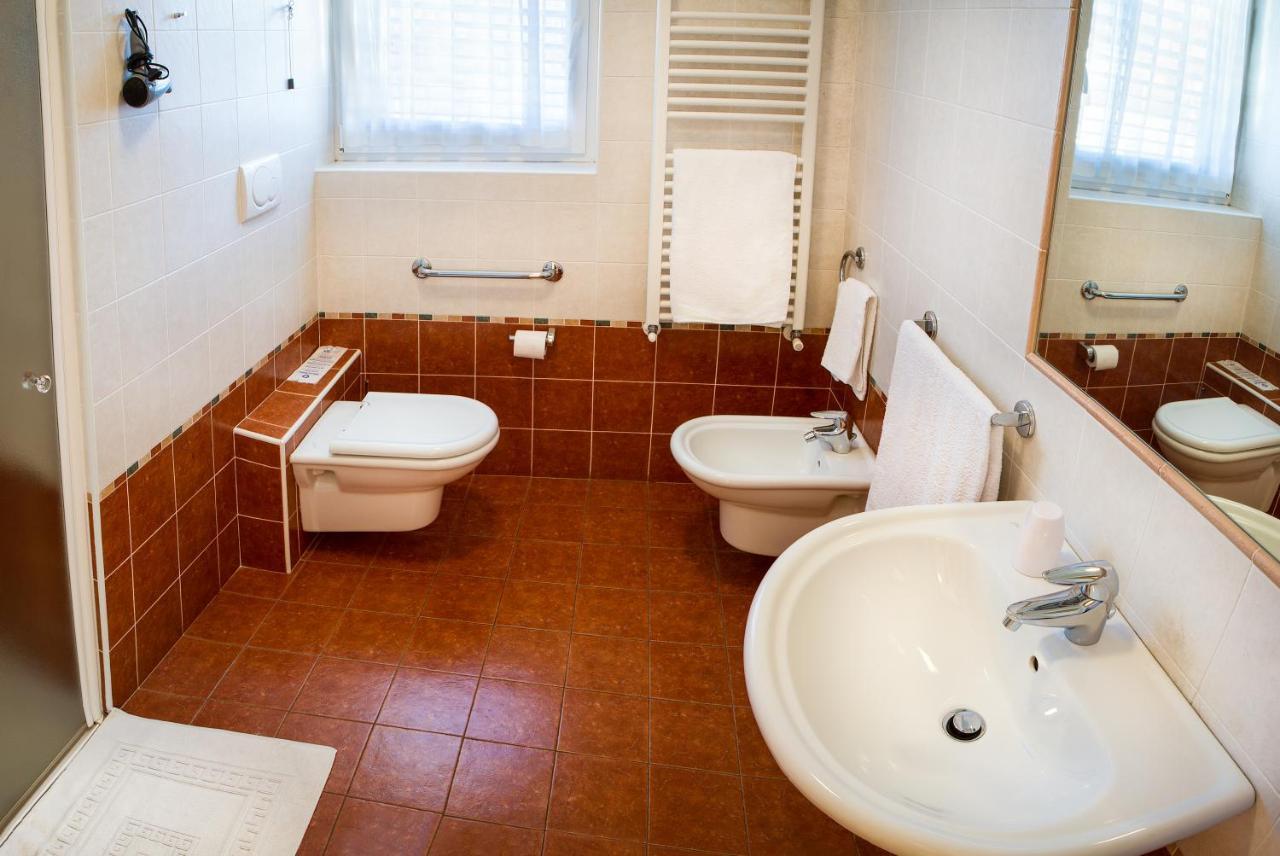 Agritur Val D'Adige Bed and Breakfast Τρέντο Δωμάτιο φωτογραφία